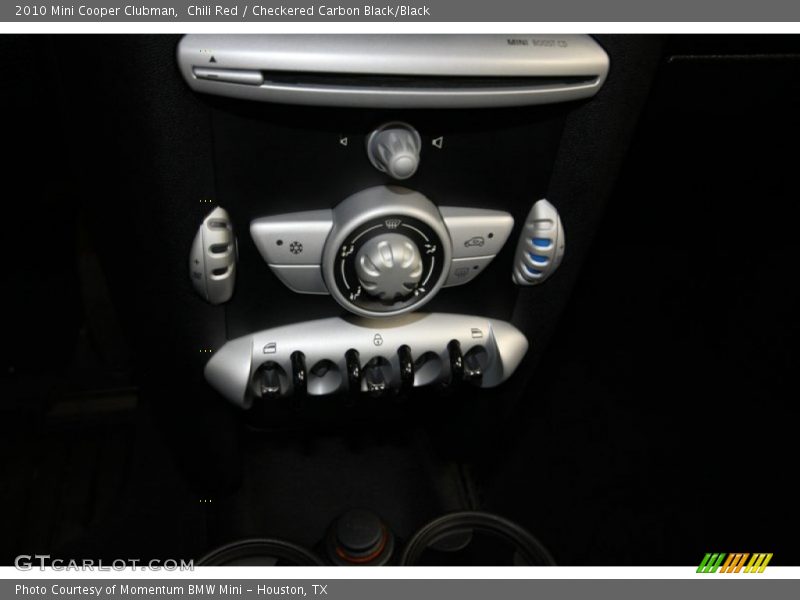 Chili Red / Checkered Carbon Black/Black 2010 Mini Cooper Clubman