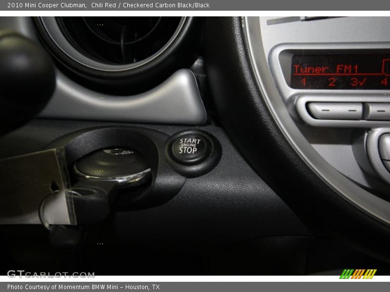 Chili Red / Checkered Carbon Black/Black 2010 Mini Cooper Clubman
