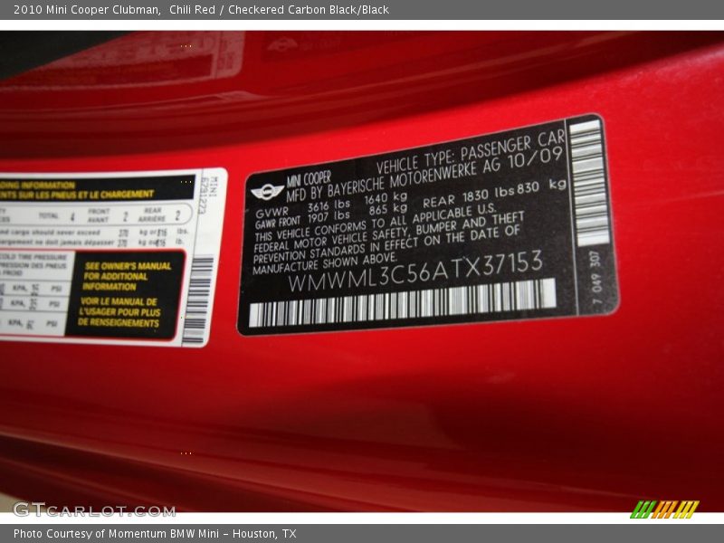 Chili Red / Checkered Carbon Black/Black 2010 Mini Cooper Clubman