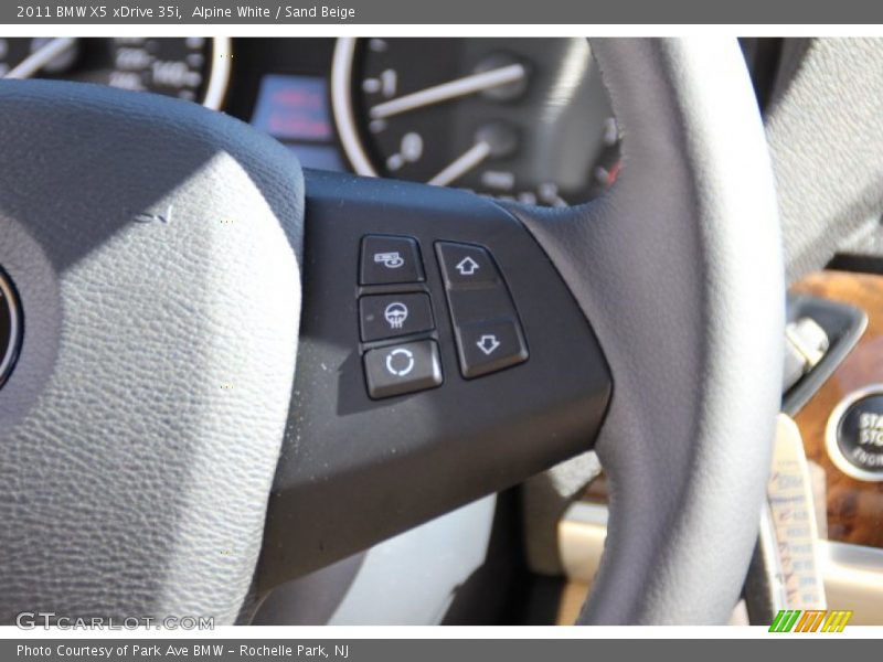 Alpine White / Sand Beige 2011 BMW X5 xDrive 35i