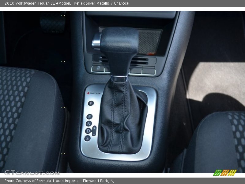 Reflex Silver Metallic / Charcoal 2010 Volkswagen Tiguan SE 4Motion
