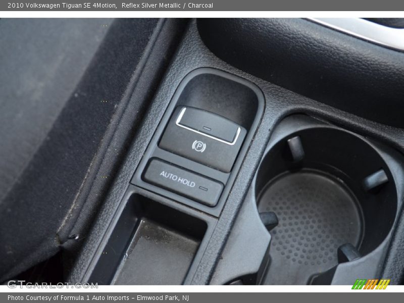 Reflex Silver Metallic / Charcoal 2010 Volkswagen Tiguan SE 4Motion