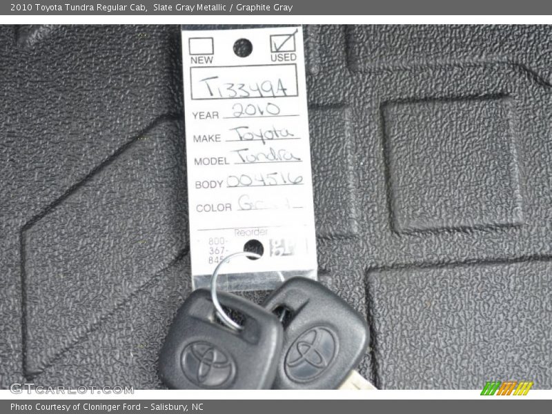 Slate Gray Metallic / Graphite Gray 2010 Toyota Tundra Regular Cab