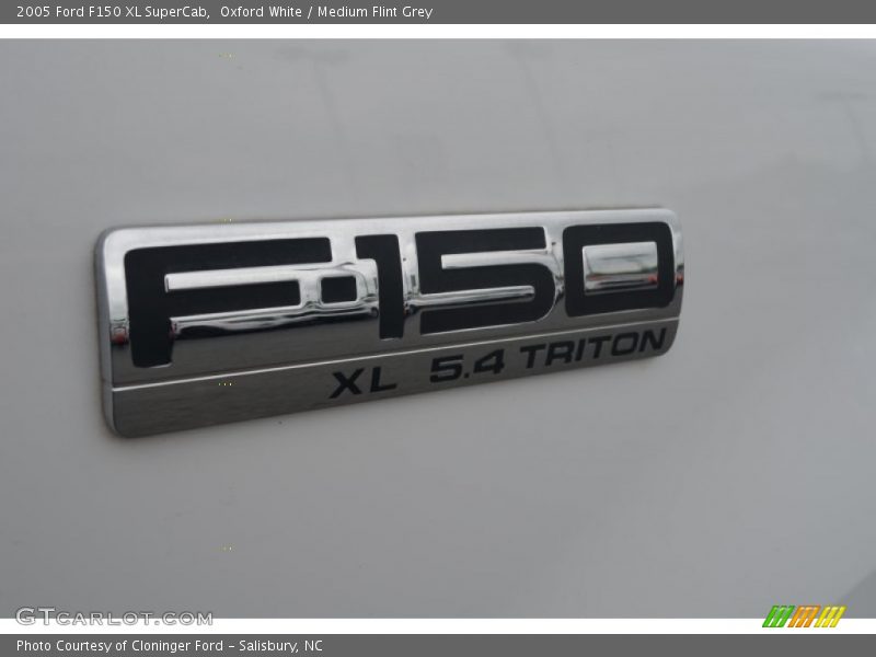  2005 F150 XL SuperCab Logo