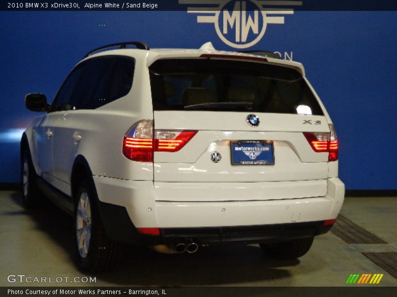 Alpine White / Sand Beige 2010 BMW X3 xDrive30i