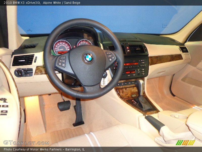 Alpine White / Sand Beige 2010 BMW X3 xDrive30i
