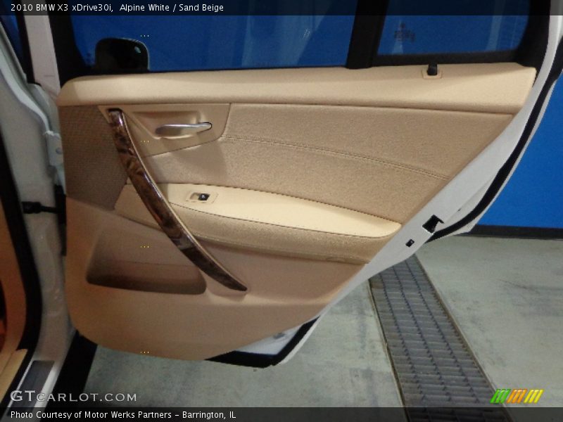 Alpine White / Sand Beige 2010 BMW X3 xDrive30i