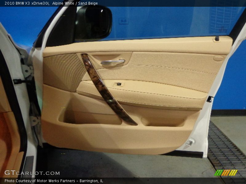 Alpine White / Sand Beige 2010 BMW X3 xDrive30i