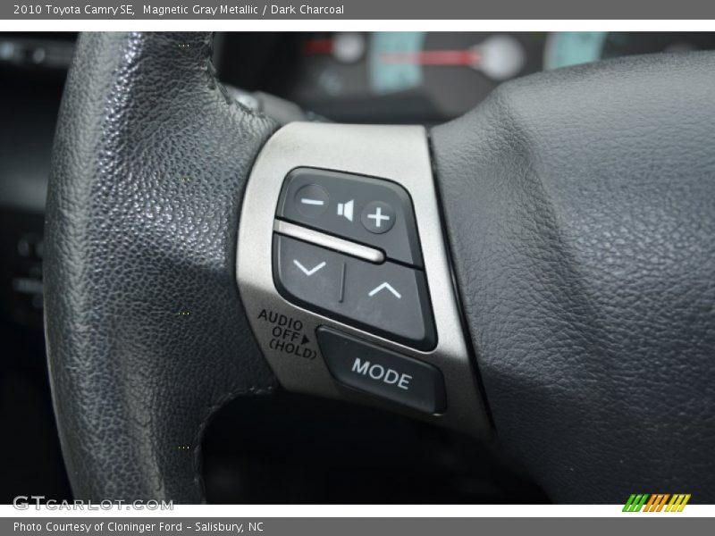 Controls of 2010 Camry SE