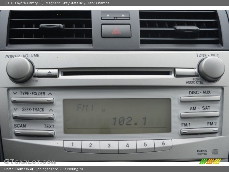 Audio System of 2010 Camry SE