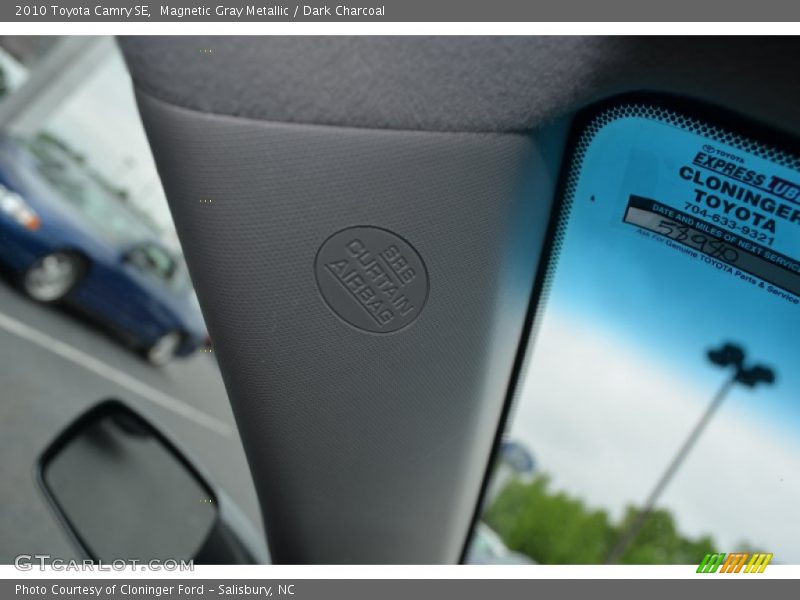 Magnetic Gray Metallic / Dark Charcoal 2010 Toyota Camry SE