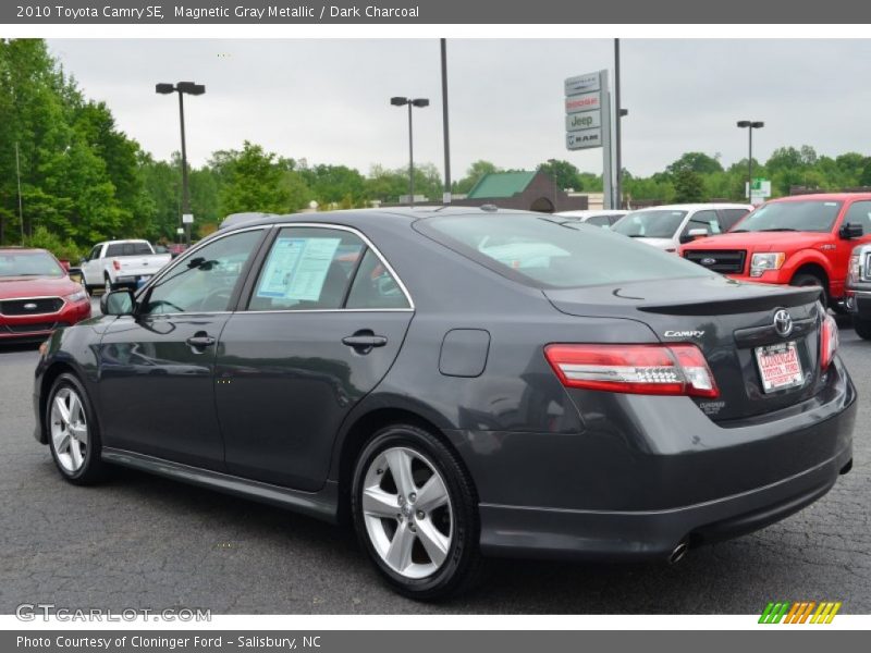 Magnetic Gray Metallic / Dark Charcoal 2010 Toyota Camry SE
