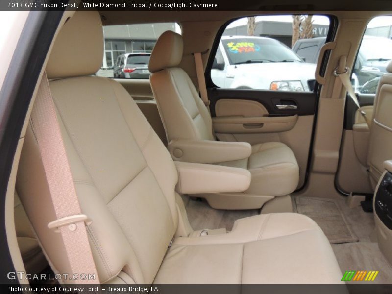 White Diamond Tricoat / Cocoa/Light Cashmere 2013 GMC Yukon Denali