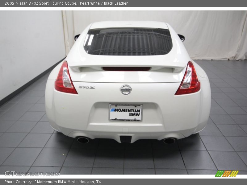 Pearl White / Black Leather 2009 Nissan 370Z Sport Touring Coupe