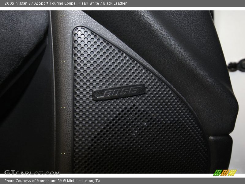 Pearl White / Black Leather 2009 Nissan 370Z Sport Touring Coupe