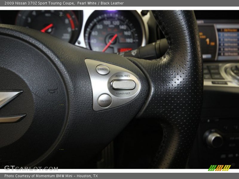 Controls of 2009 370Z Sport Touring Coupe