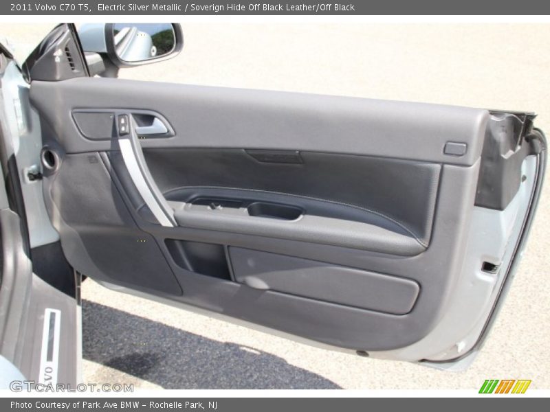 Electric Silver Metallic / Soverign Hide Off Black Leather/Off Black 2011 Volvo C70 T5