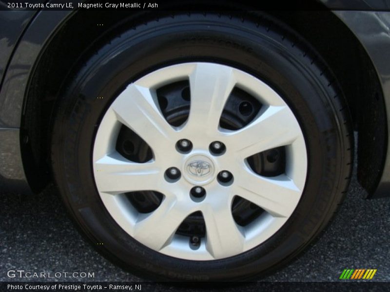 Magnetic Gray Metallic / Ash 2011 Toyota Camry LE