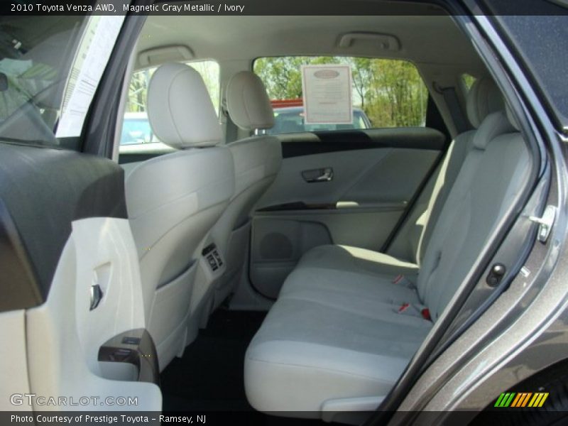 Magnetic Gray Metallic / Ivory 2010 Toyota Venza AWD