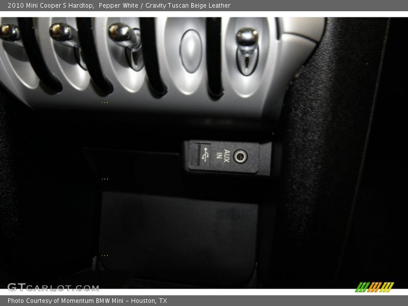 Pepper White / Gravity Tuscan Beige Leather 2010 Mini Cooper S Hardtop