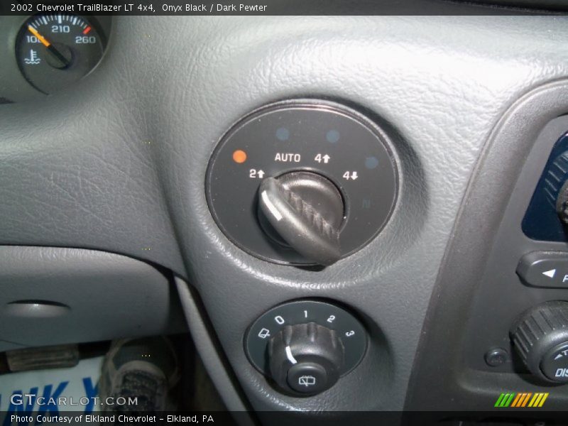 Onyx Black / Dark Pewter 2002 Chevrolet TrailBlazer LT 4x4