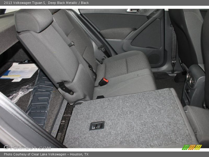 Deep Black Metallic / Black 2013 Volkswagen Tiguan S