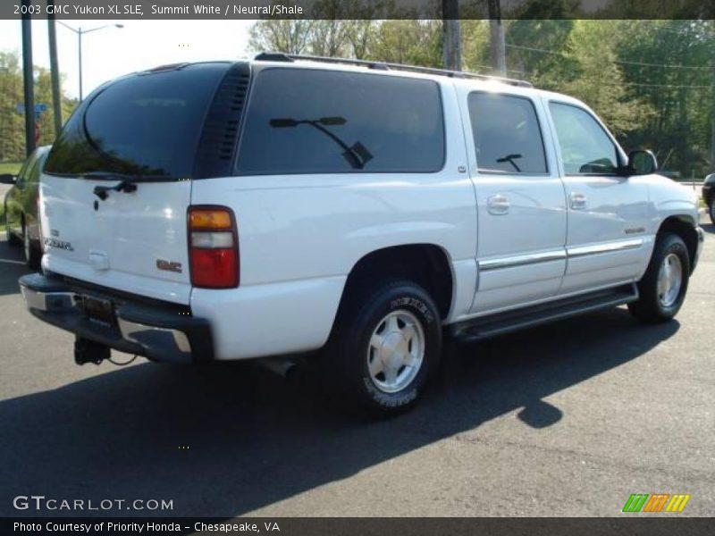 Summit White / Neutral/Shale 2003 GMC Yukon XL SLE