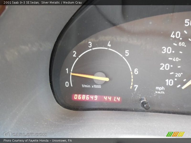 Silver Metallic / Medium Gray 2001 Saab 9-3 SE Sedan