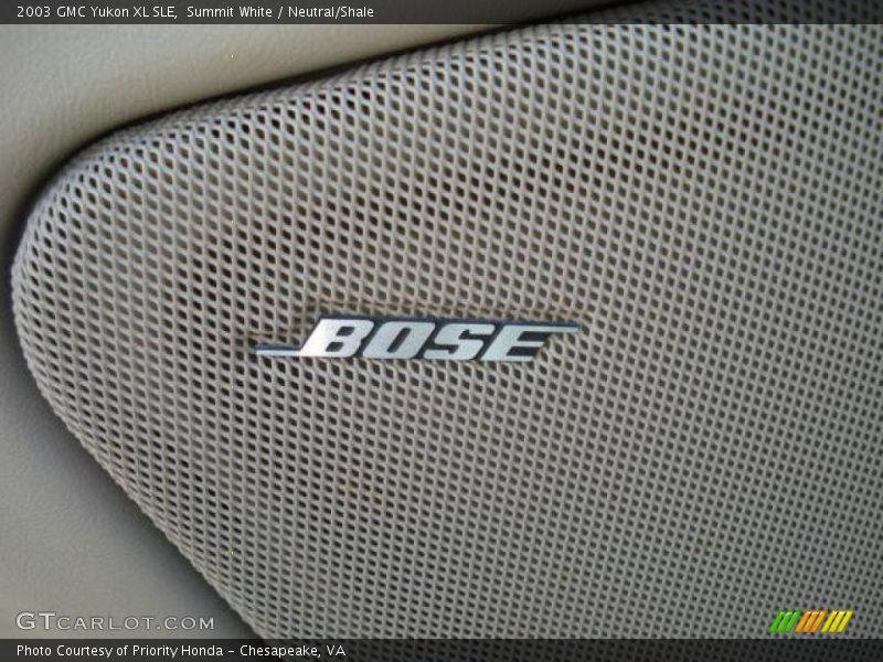Summit White / Neutral/Shale 2003 GMC Yukon XL SLE