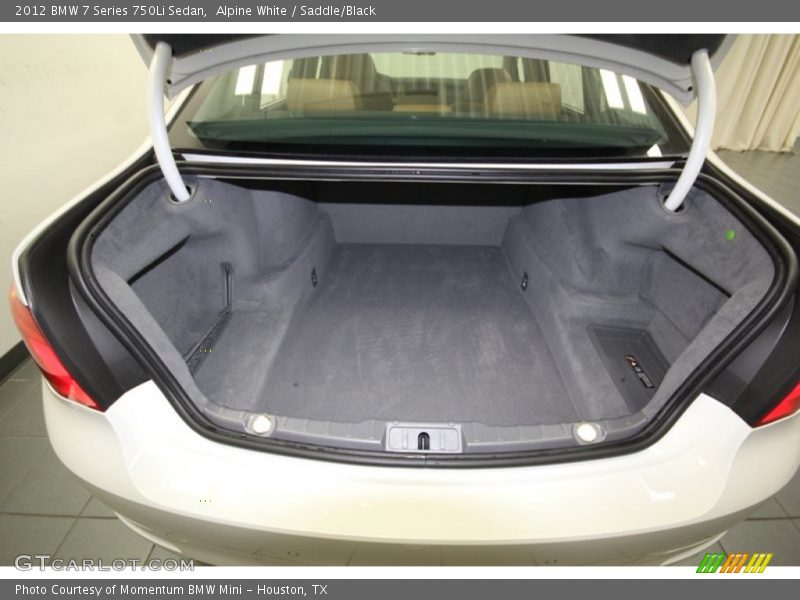  2012 7 Series 750Li Sedan Trunk