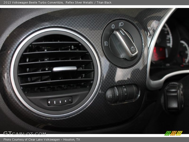 Reflex Silver Metallic / Titan Black 2013 Volkswagen Beetle Turbo Convertible