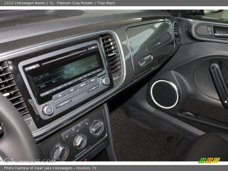 Platinum Gray Metallic / Titan Black 2013 Volkswagen Beetle 2.5L