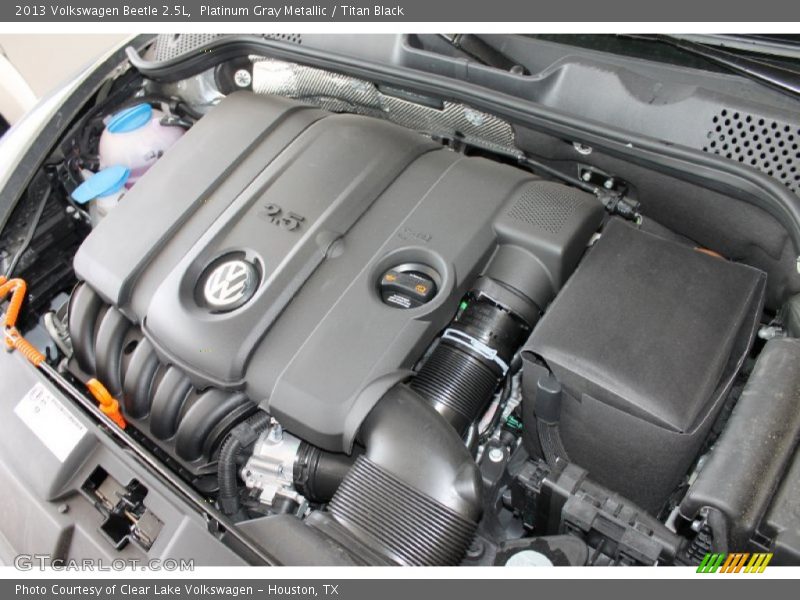 Platinum Gray Metallic / Titan Black 2013 Volkswagen Beetle 2.5L