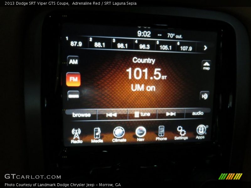 Controls of 2013 SRT Viper GTS Coupe