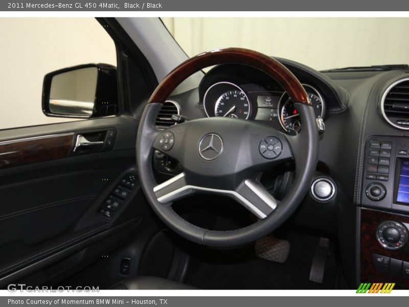  2011 GL 450 4Matic Steering Wheel