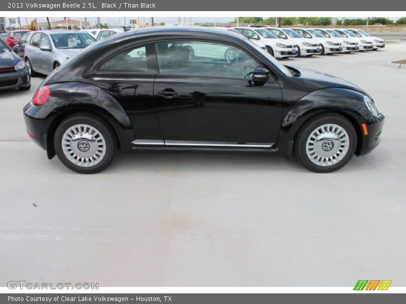 Black / Titan Black 2013 Volkswagen Beetle 2.5L