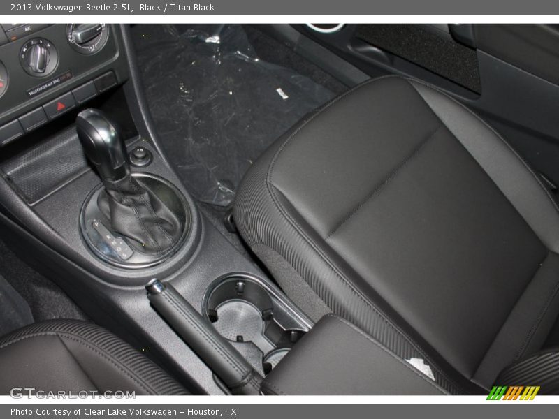 Black / Titan Black 2013 Volkswagen Beetle 2.5L
