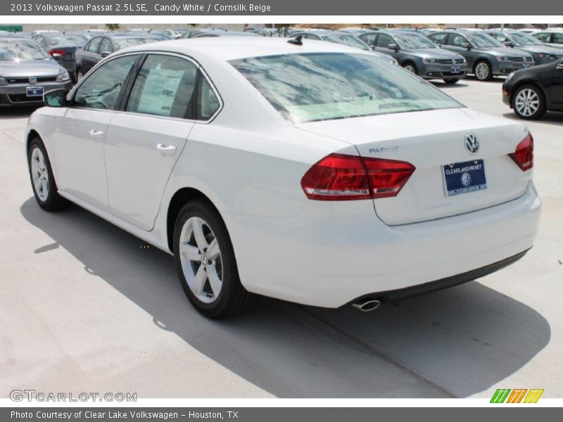 Candy White / Cornsilk Beige 2013 Volkswagen Passat 2.5L SE