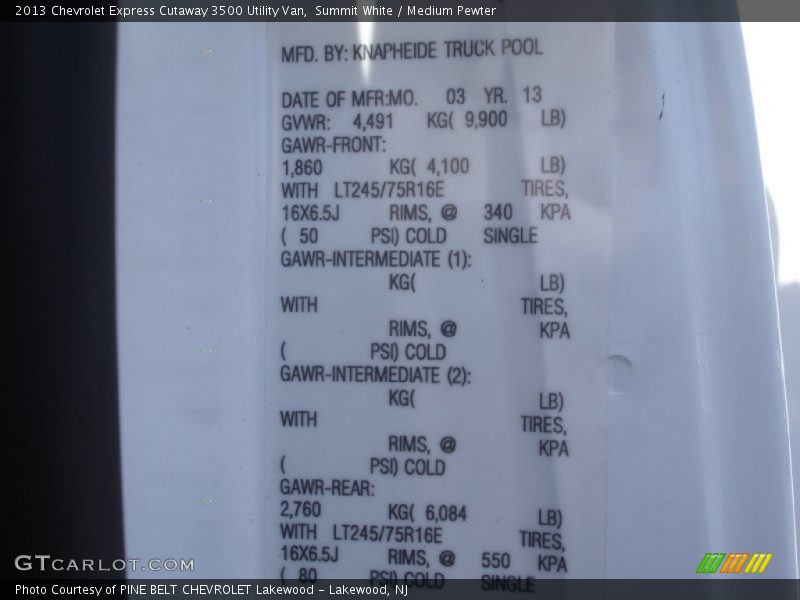 Summit White / Medium Pewter 2013 Chevrolet Express Cutaway 3500 Utility Van