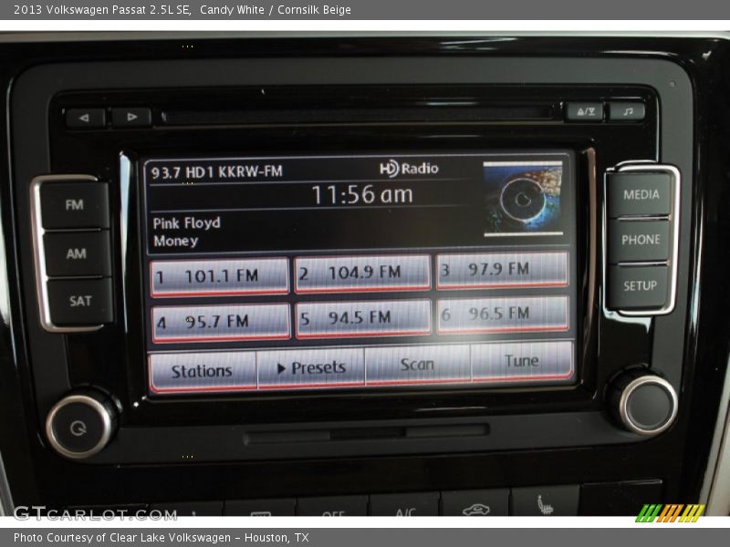 Candy White / Cornsilk Beige 2013 Volkswagen Passat 2.5L SE