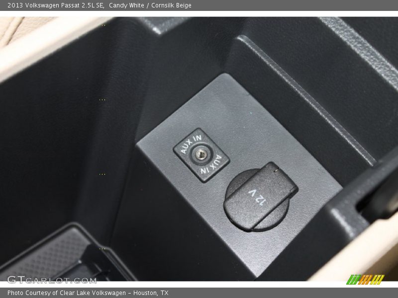 Candy White / Cornsilk Beige 2013 Volkswagen Passat 2.5L SE
