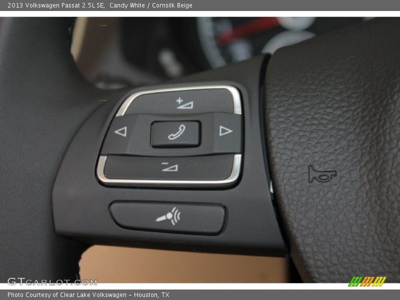 Candy White / Cornsilk Beige 2013 Volkswagen Passat 2.5L SE