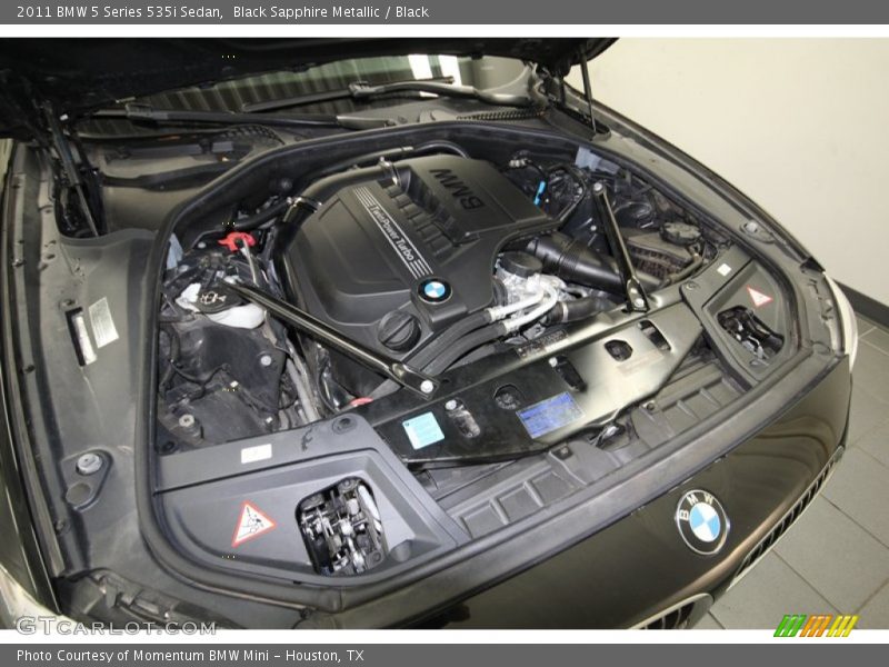 Black Sapphire Metallic / Black 2011 BMW 5 Series 535i Sedan