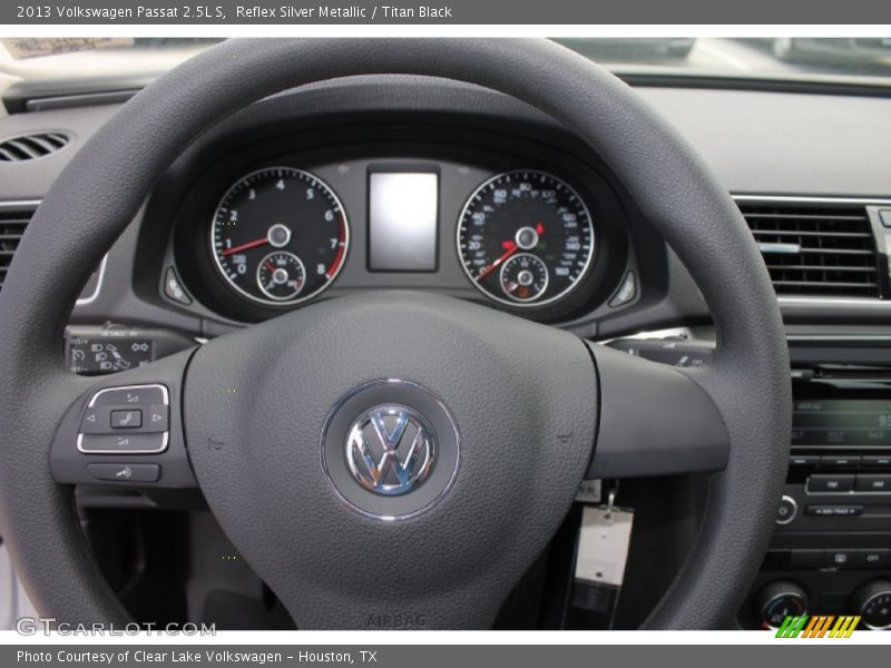 Reflex Silver Metallic / Titan Black 2013 Volkswagen Passat 2.5L S