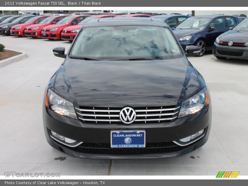 Black / Titan Black 2013 Volkswagen Passat TDI SEL