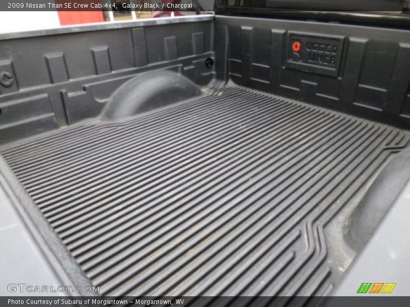 Galaxy Black / Charcoal 2009 Nissan Titan SE Crew Cab 4x4