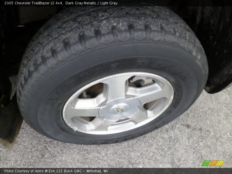 Dark Gray Metallic / Light Gray 2005 Chevrolet TrailBlazer LS 4x4