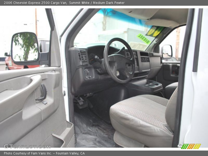 Summit White / Medium Dark Pewter 2006 Chevrolet Express 2500 Cargo Van