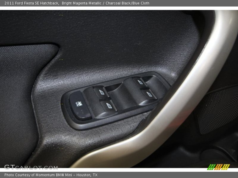 Bright Magenta Metallic / Charcoal Black/Blue Cloth 2011 Ford Fiesta SE Hatchback