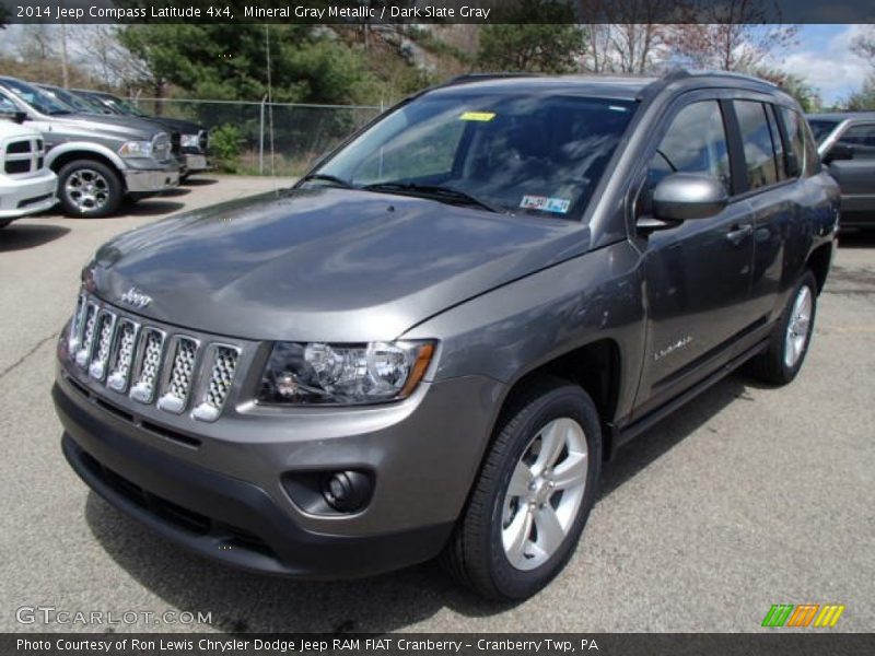 Mineral Gray Metallic / Dark Slate Gray 2014 Jeep Compass Latitude 4x4